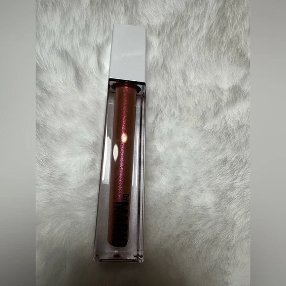 Makeup By Mario Radiant Rose Lip Gloss - Picture 2 of 4